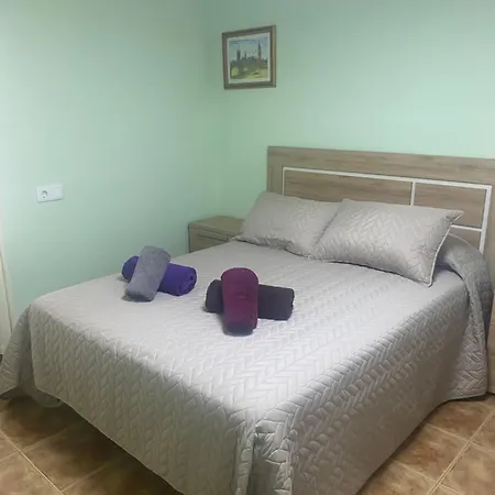 Holiday home Petirrojo